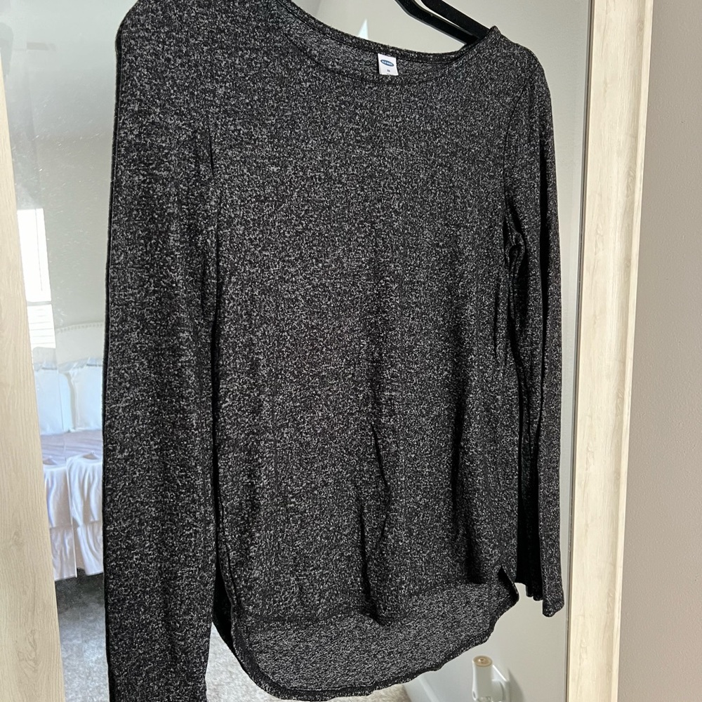Light weight high/low long sleeve shirt